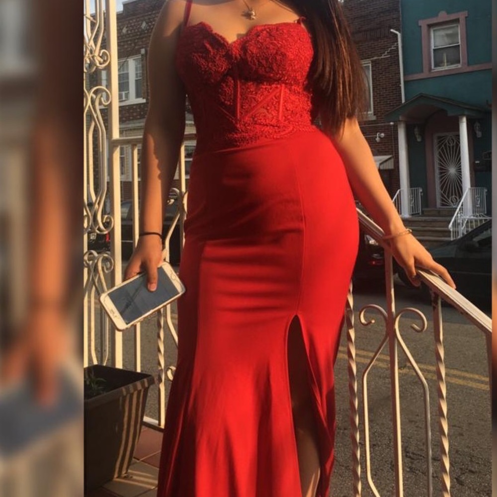 Red, M, corset top